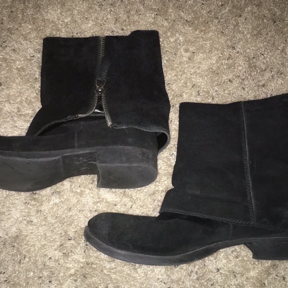 Black Nine West booties